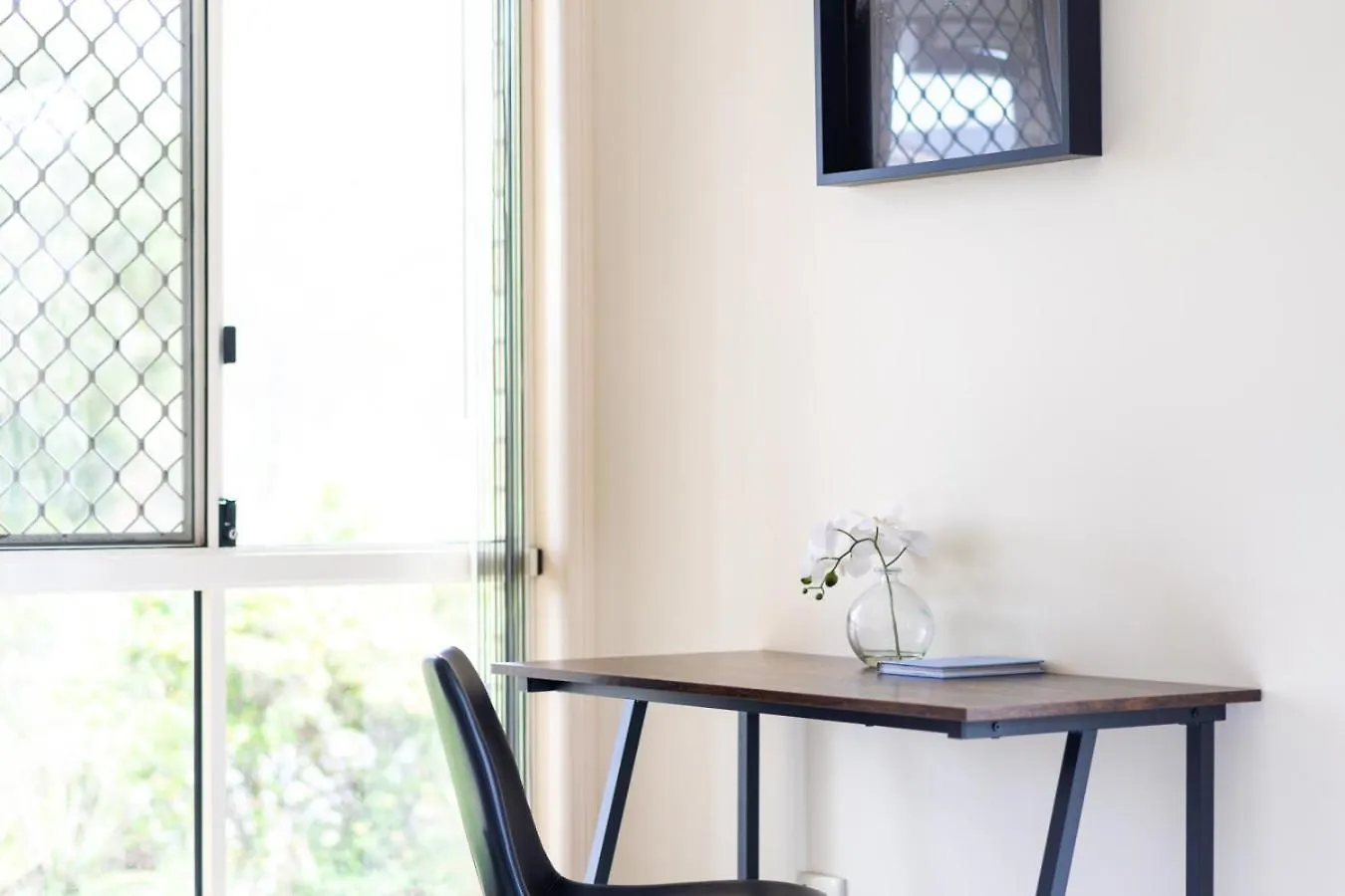Urban Escape Spacious Home In Rothwell Sleeps 8 Deception Bay